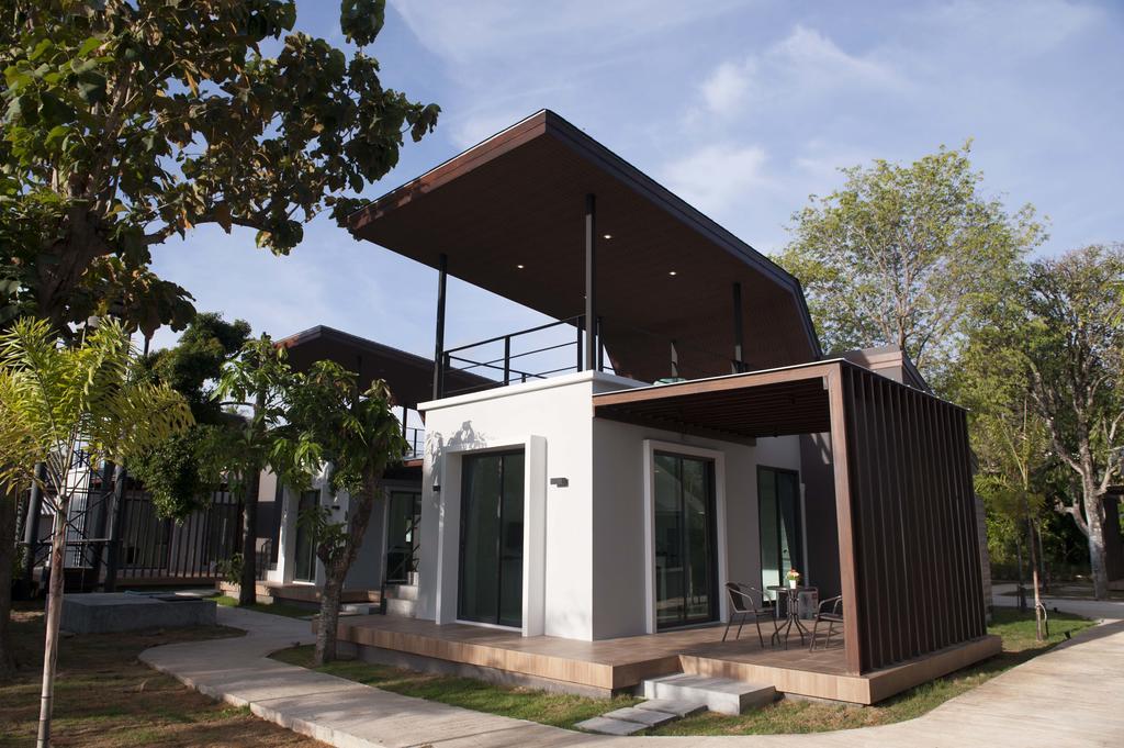 Sea Space Villa Phuket Rawai Exterior photo