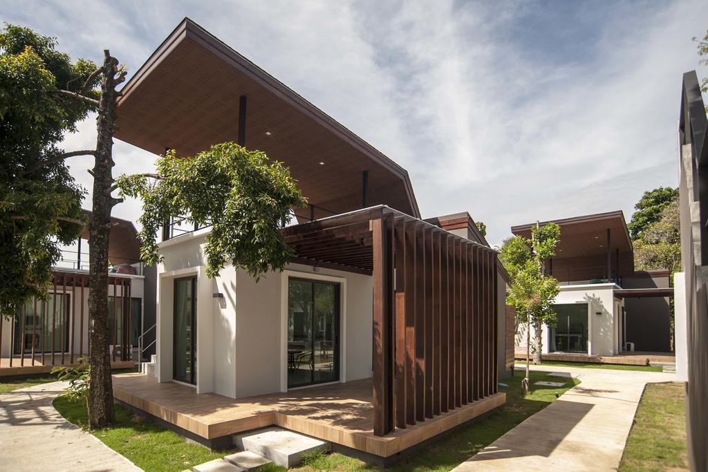 Sea Space Villa Phuket Rawai Exterior photo