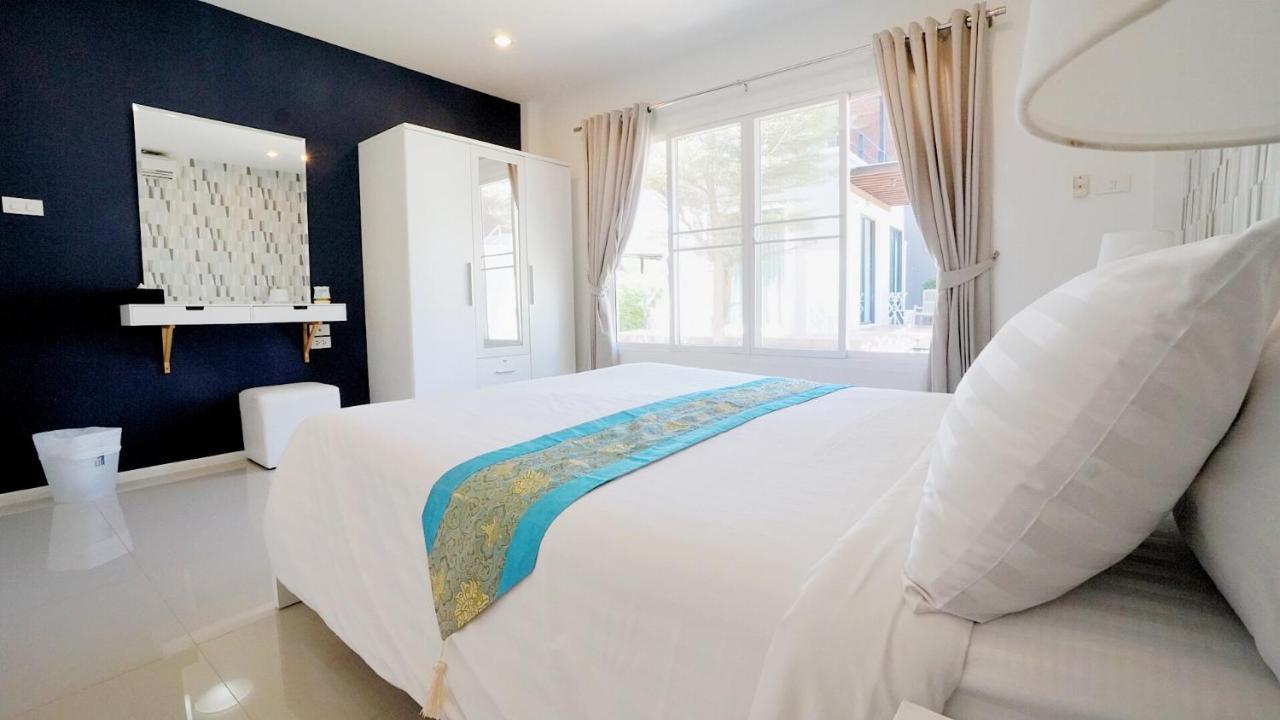 Sea Space Villa Phuket Rawai Exterior photo