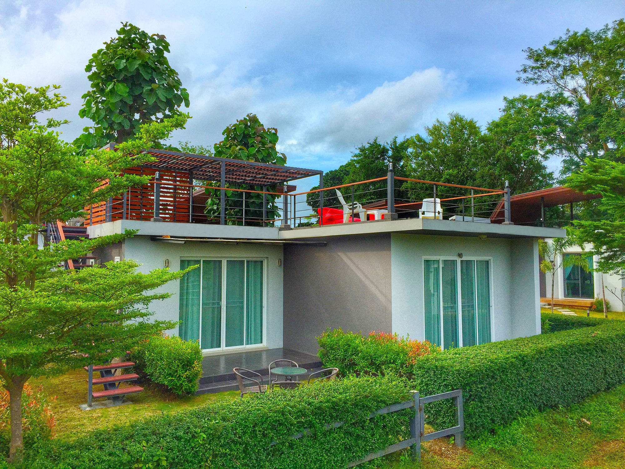 Sea Space Villa Phuket Rawai Exterior photo